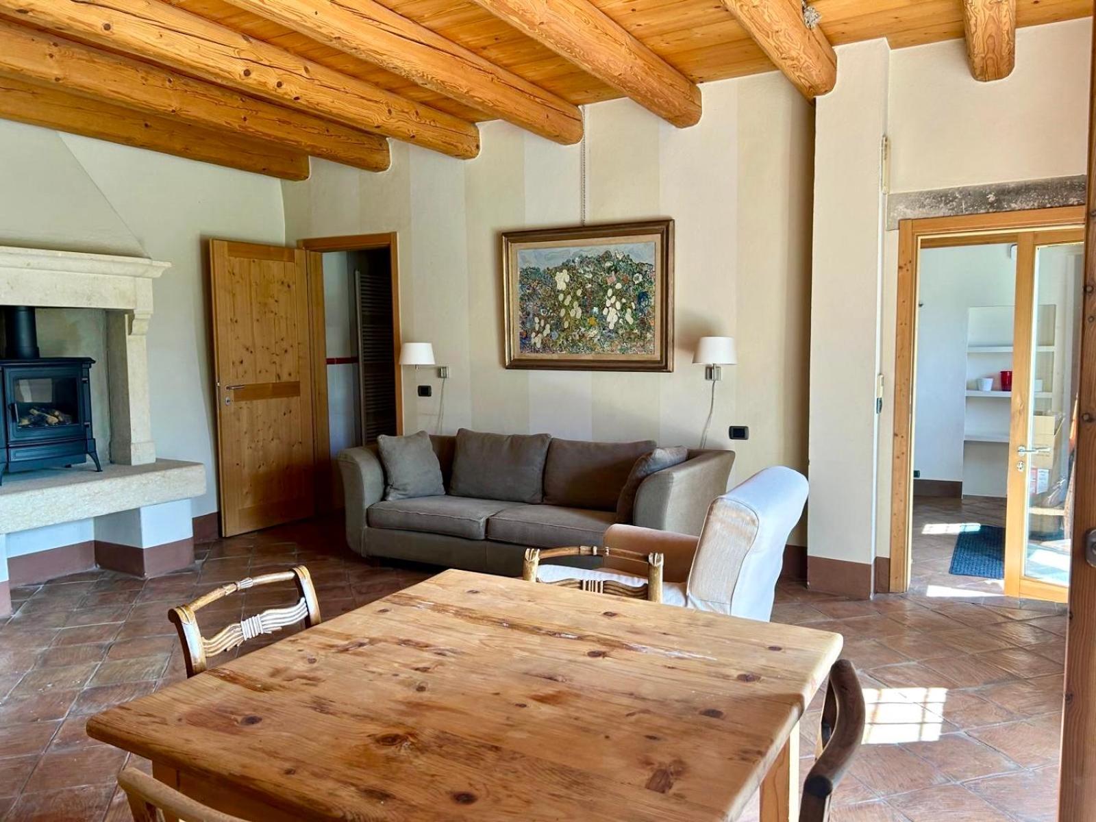 Cascina Girolda Guest House Peschiera del Garda Exterior photo