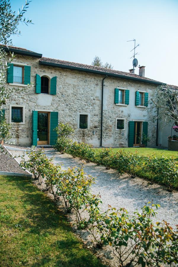 Cascina Girolda Guest House Peschiera del Garda Exterior photo